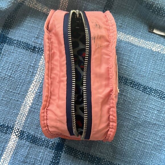 Make up bag ✨✨✨  - Picture 9 of 11
